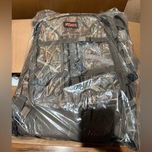 My Days Camouflage Hunting Bow Backpack